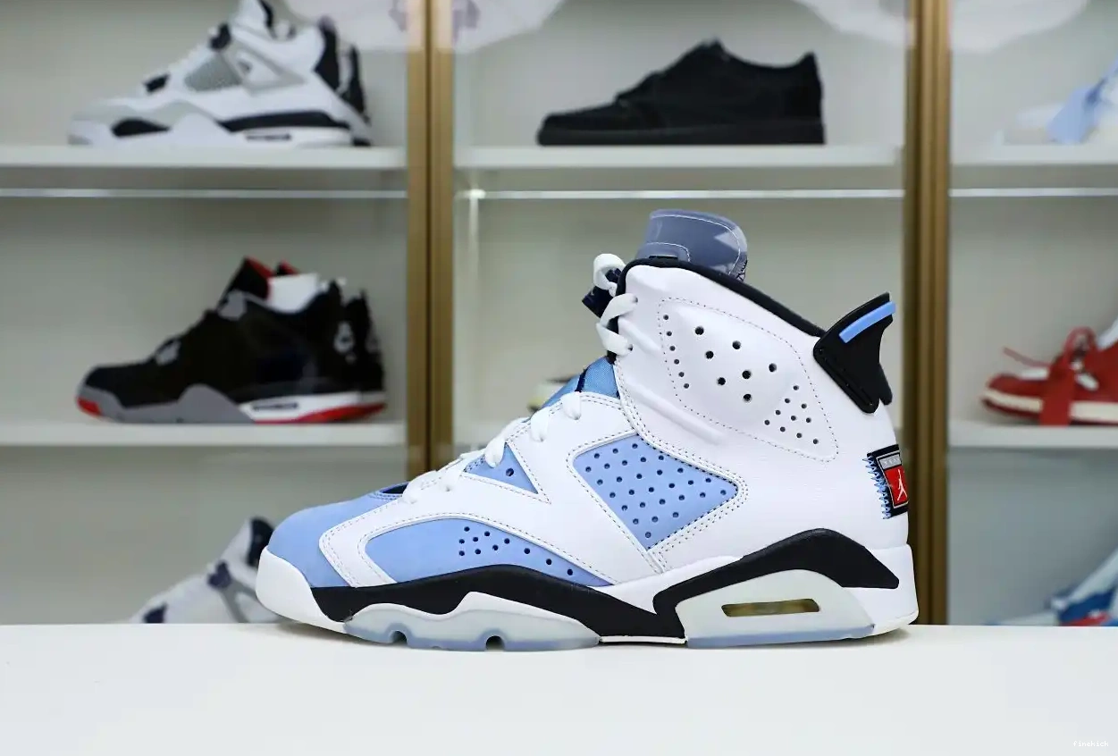 AIR 'UNC HOME' 6 RETRO JORDAN 0420